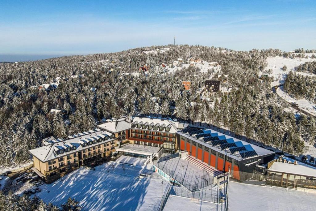 Hotel Crni Vrh Divčibare Extérieur photo